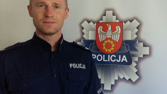 POLICJANT PO SŁUŻBIE USŁYSZAŁ „POMOCY...”, JEGO REAKCJA BYŁA BŁYSKAWICZNA