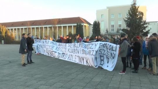 Protest w sprawie KS Basket Piła [WIDEO]