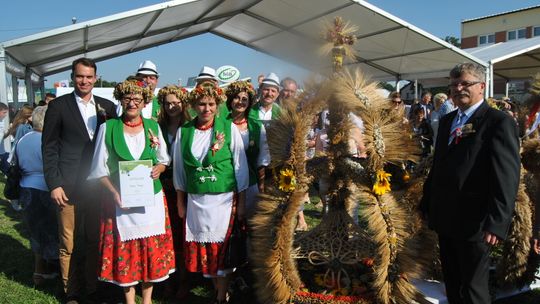 Wieniec dożynkowy powiatu pilskiego najładniejszy w Wielkopolsce