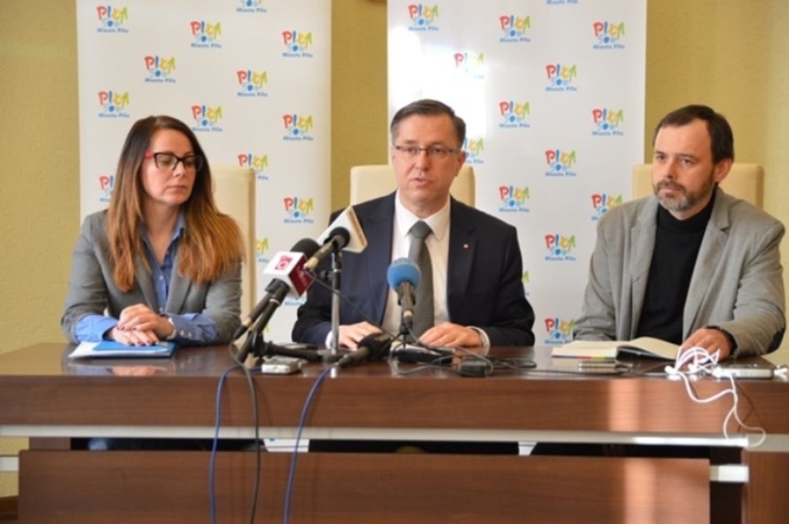 Działania mające na celu przejęcie lotniska przez Gminę Piła.