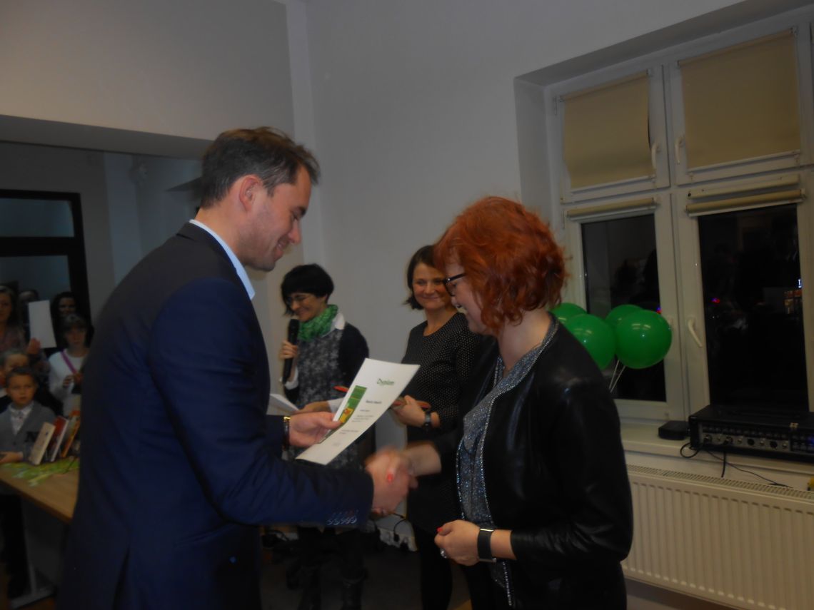 Konkursy artystyczne „Stwórz własną książkę” i „Tak Czytam!”