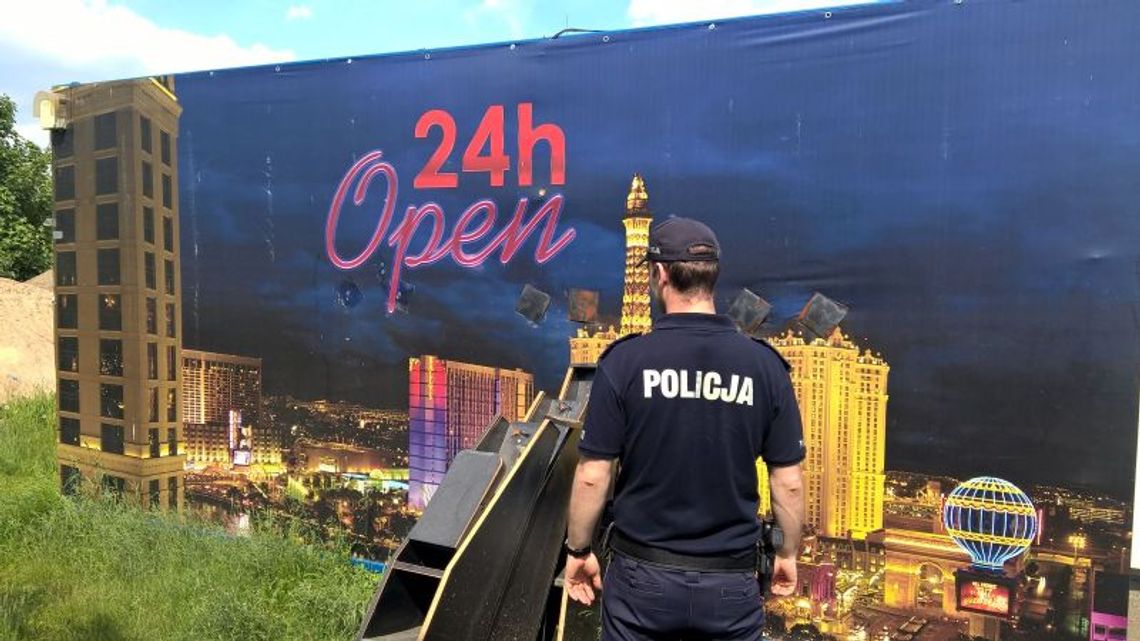 POLICJANCI I CELNICY UDERZYLI W NIELEGALNY HAZARD