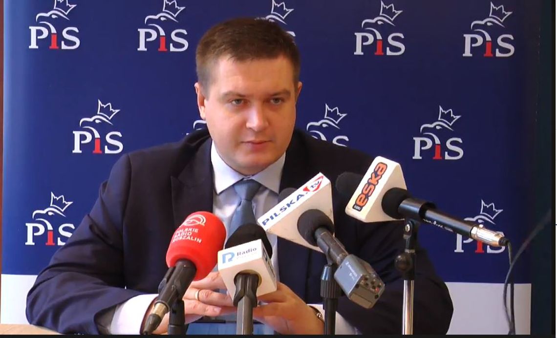 Poseł Marcin Porzucek przedstawił postulaty programu"Piątka Kaczyńskiego"