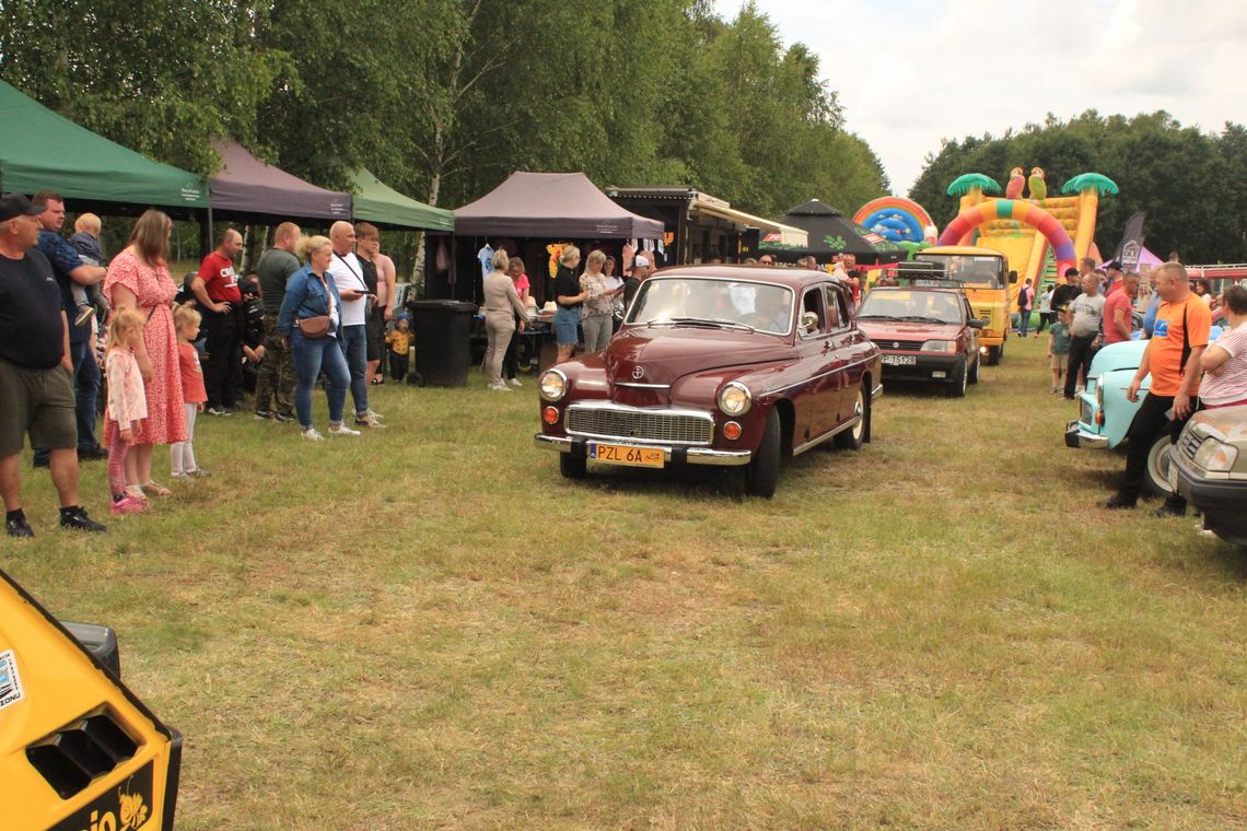 V Walentynowski Zlot Pojazdów Zabytkowych i Starych Maszyn